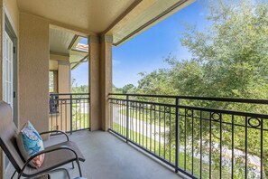 Interior - Upstay: Stylish Condo Near Disney Animal Kingdom (Davenport)