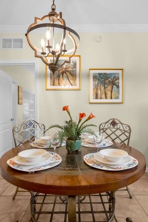 Interior - Upstay: Stylish Condo Near Disney Animal Kingdom (Davenport)