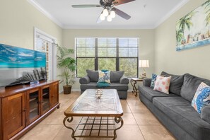 Interior - Upstay: Stylish Condo Near Disney Animal Kingdom (Davenport)