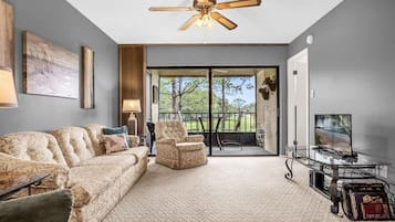 Apartment (2 Bedrooms) | Front of property