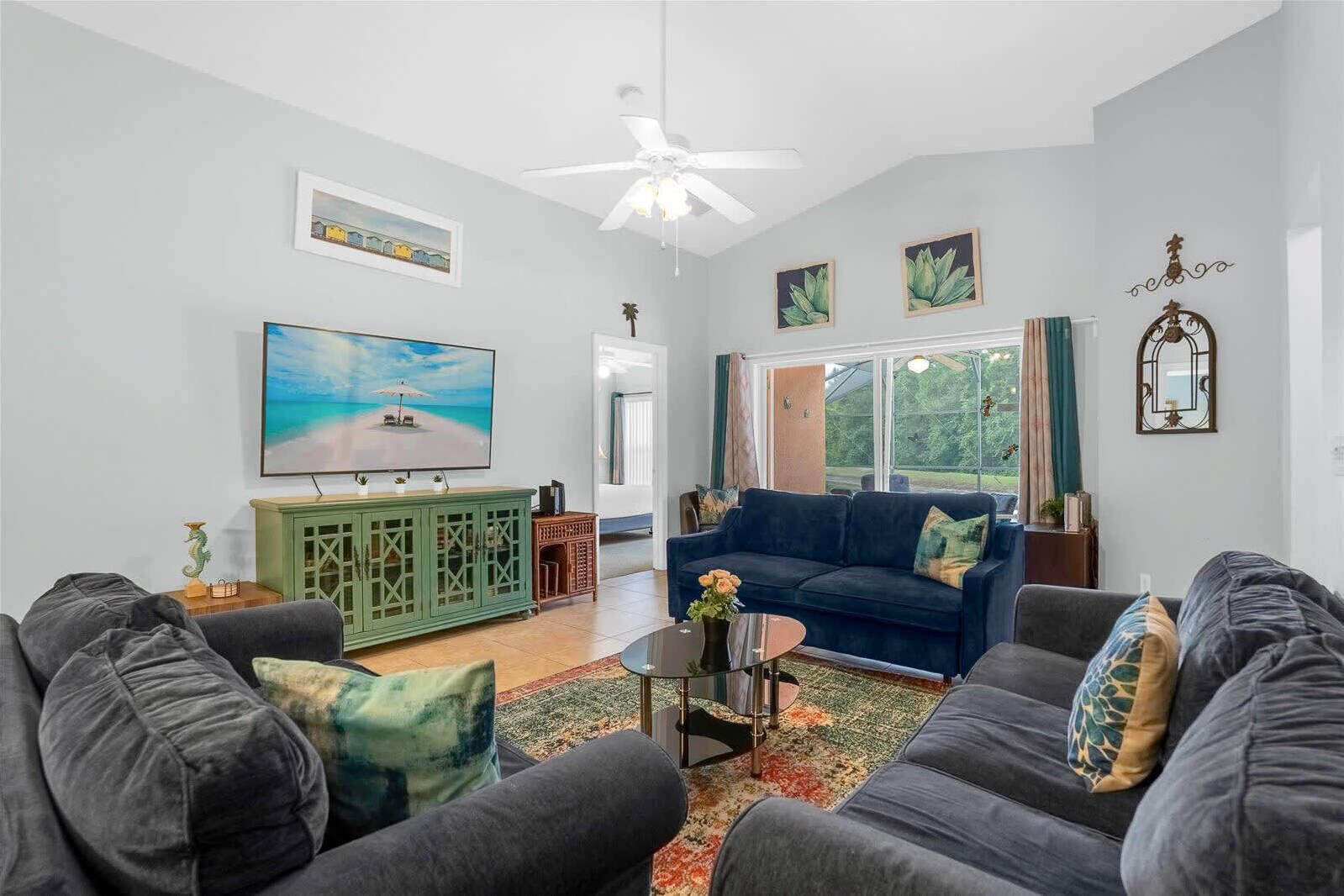 House (5 Bedrooms) | Front of property