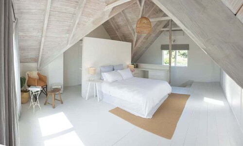 Alpine Escape 4 Bedrooms, Sauna, Firepit & Garden