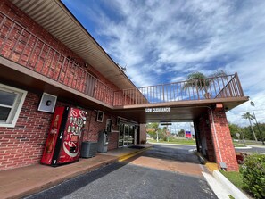 Majoituspaikan sisäänkäynti