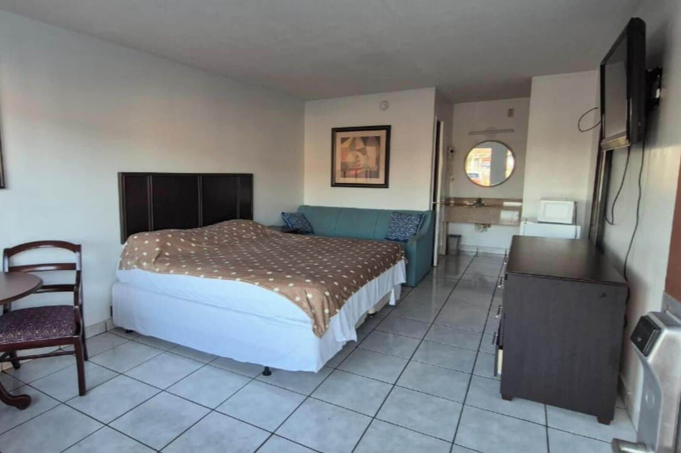 Kamar Deluks, 1 Tempat Tidur King, Bebas Asap Rokok | Setrika/meja setrika, Wi-Fi gratis, dan seprai linen