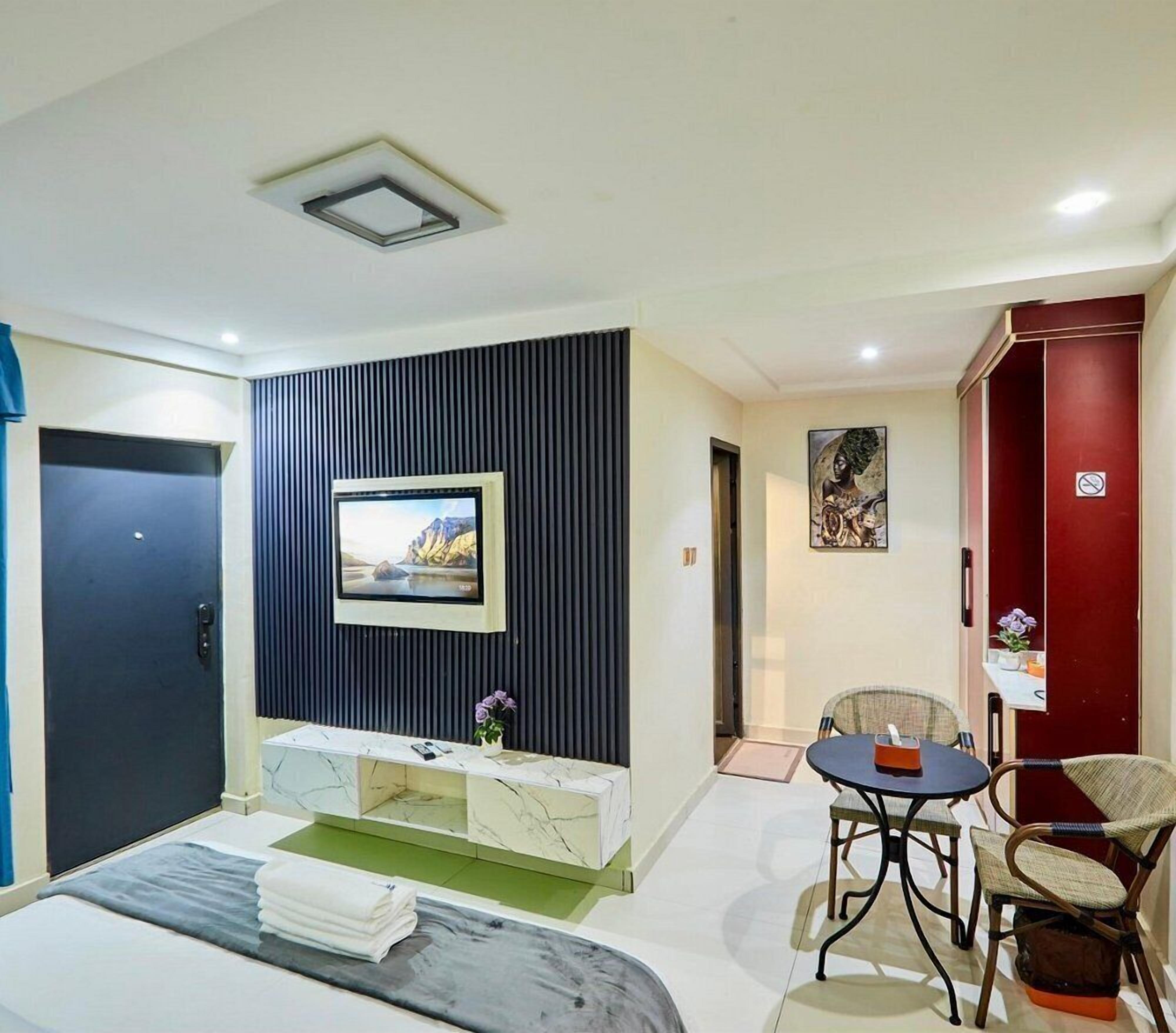 Standard Double Room, Balcony, Pool View | In-room safe, desk, laptop workspace, soundproofing