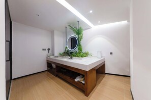 Habitación de diseño doble | Decoración individual, mobiliario individual, escritorio