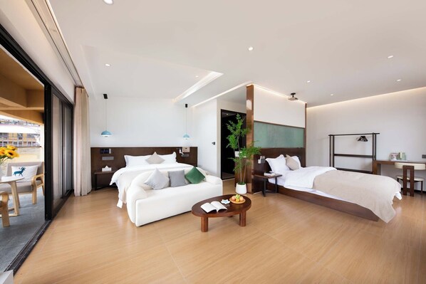 Habitación familiar con 2 camas individuales | Decoración individual, mobiliario individual, escritorio