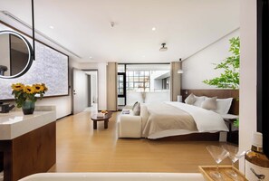 غرفة ديلوكس مزدوجة | بديكورات فريدة لكل غرفة وطراز فريد لكل وحدة ومكتب