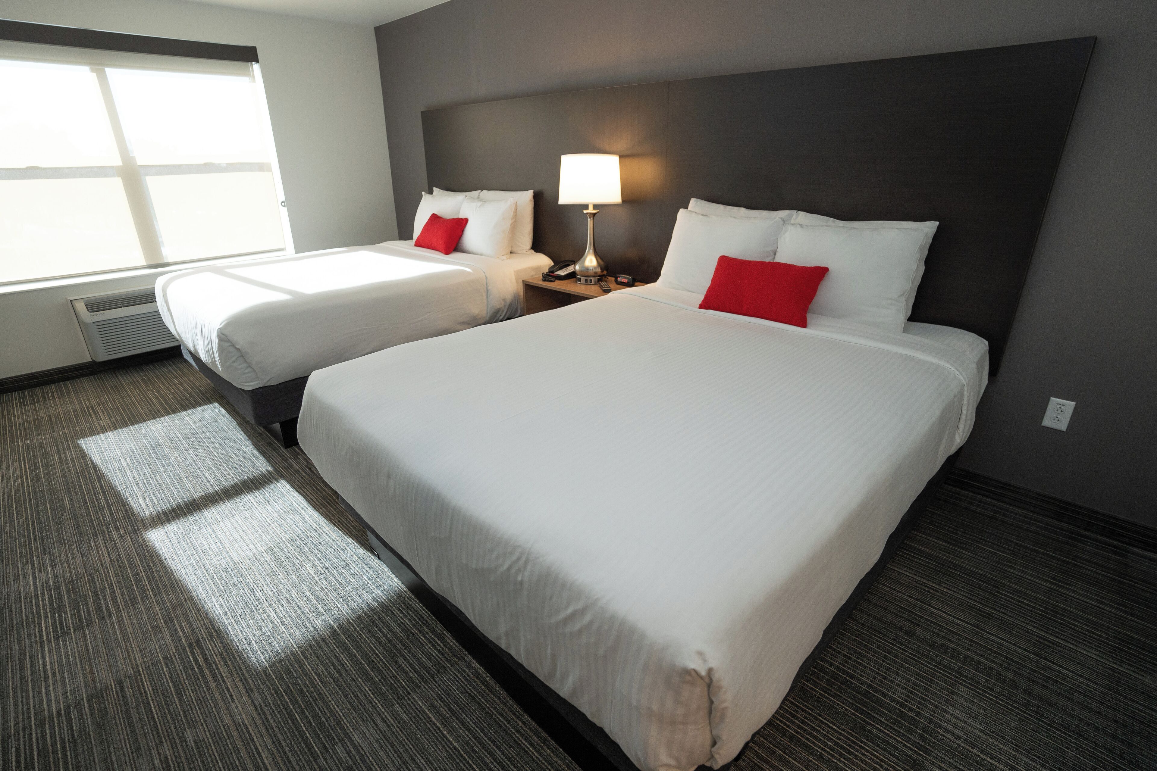 豪華開放式套房 | 書桌、筆電工作空間、遮光布/窗簾、熨斗/熨衣板