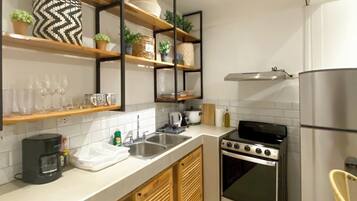 Comfort-Loft, Gartenblick | Eigene Küche | Großer Kühlschrank, Mikrowelle, Ofen, Herdplatte