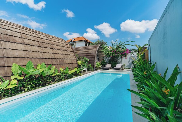 Outdoor pool - Sunshine Village Canggu (Canggu)