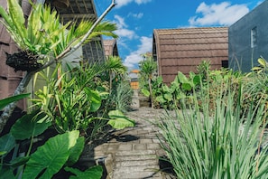 Garden - Sunshine Village Canggu (Badung)