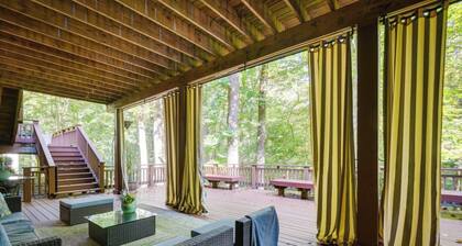 Highfield Haven Decked-Out Cockeysville Escape