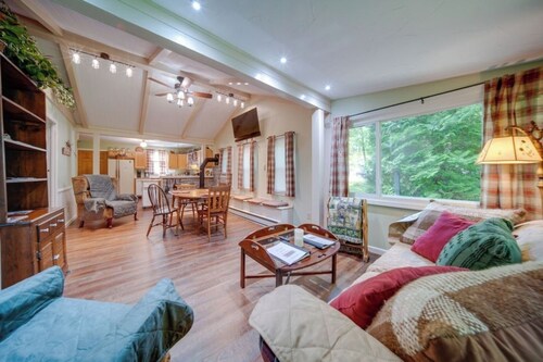 Earth's River Retreat: Kayaks, Wineries and GOTL