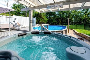 Pool - 3BR Charlotte Escape: Pool, Hot Tub and Theater (Charlotte)