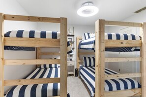 熨斗/熨衣板、WiFi、床单