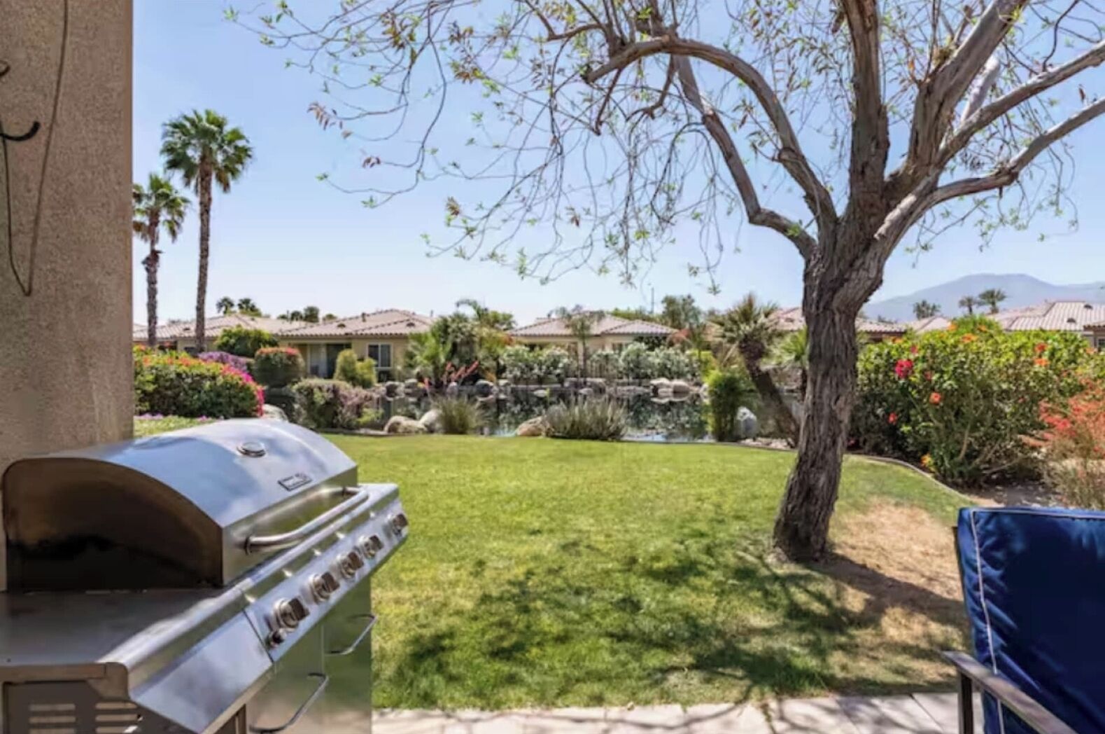 المنطقة المحيطة بالمنشأة