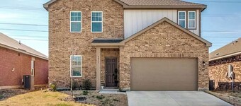 Fenced Yard • Foosball • Putting Green