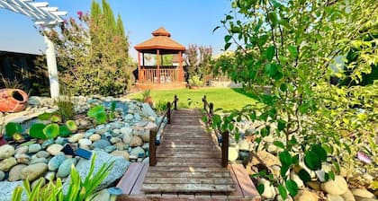 Tranquil Gardens Retreat | Mins to Thunder Valley