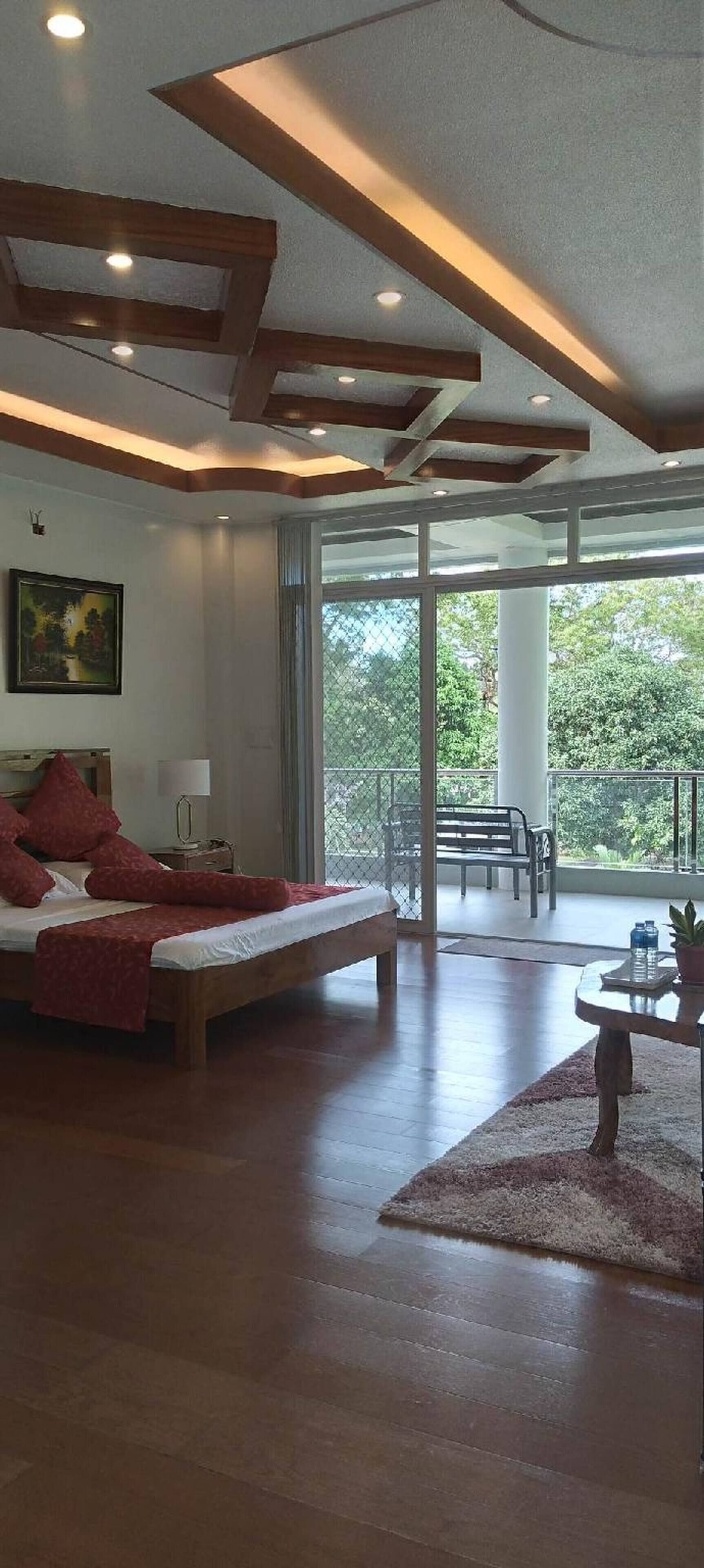 Kamar, 1 kamar tidur, balkon, pemandangan kebun | Ruang keluarga
