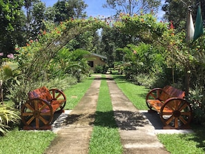 Zimmer, 1 Schlafzimmer, Balkon, Gartenblick | Garten