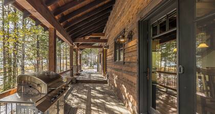 New! Luxury Family Cabin w/ Hot Tub & Views, Minutes from Big Sky Resort & Yellowstone Adventures!