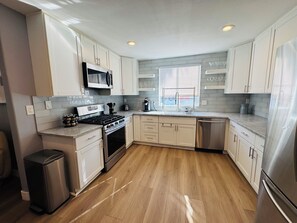 Microwave, oven, stovetop, dishwasher