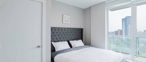 アイロン / アイロン台、WiFi、ベッドシーツ