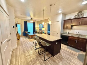Interior - Spacious 2-Bedroom Urban Oasis (Salt Lake City)