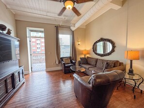 Smart TV - The Magnolia | Bright 1BR Asheville Condo | Deck Overlooking City & Mountain Views (Asheville)