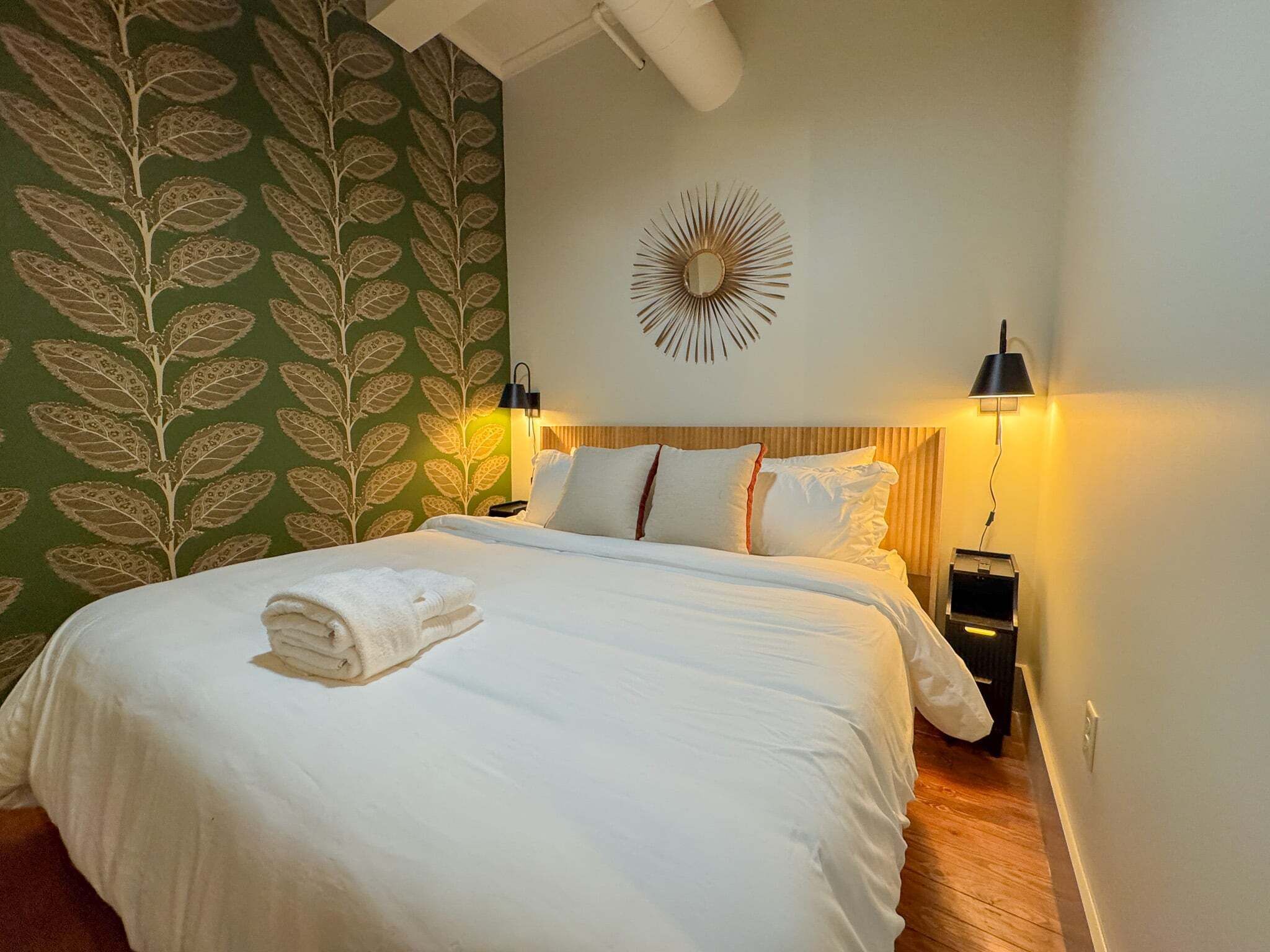 Iron/ironing board, free WiFi, bed sheets, wheelchair access