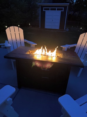 Terrace/patio - Charming 3-bedroom, 2-full bathroom with office, in delightful BayView. (Milwaukee)
