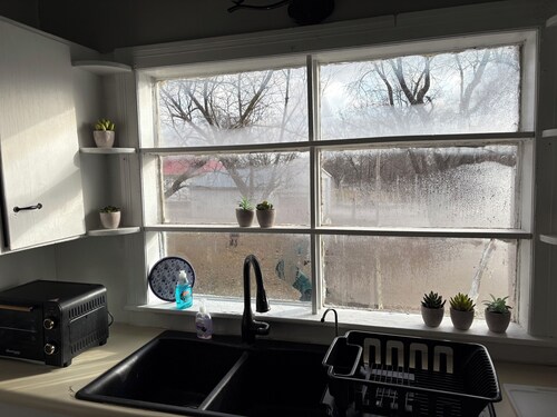 Unique 2-bedroom house in Edina for a relaxing getaway