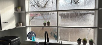 Unique 2-bedroom house in Edina for a relaxing getaway