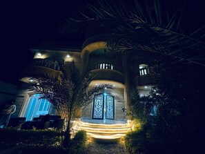 Exterior - Al Sawah 6BD Villa with private pool & garden @New Cairo (New Cairo)