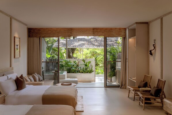 Senior Twin Room, 2 Double Beds, Balcony, Courtyard View | Free minibar, desk, laptop workspace, blackout curtains