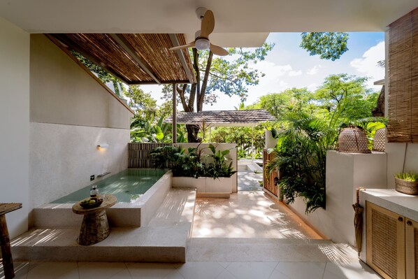 Senior Twin Room, 2 Double Beds, Balcony, Courtyard View | Courtyard view