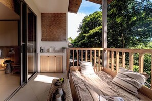 Comfort tweepersoonskamer, balkon, uitzicht op tuin | Terras