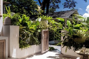 Senior Double Room, 1 Queen Bed, Balcony, Courtyard View | Courtyard view