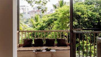 ์๋ฆฌํธ ๋๋ธ๋ฃธ, ํน์ฌ์ด์ฆ์นจ๋ 1๊ฐ, ๋ฐ์ฝ๋, ์ ์ ์ ๋ง | ๊ฐ์ค์์ ๋ณด์ด๋ ์ ๋ง