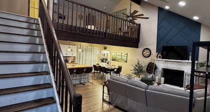 Mountain Chalet in Tobyhanna, PA