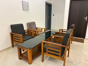 Family Suite | In-room dining