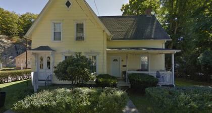 Pleasant 2-bedroom house with AC in charming Norwich