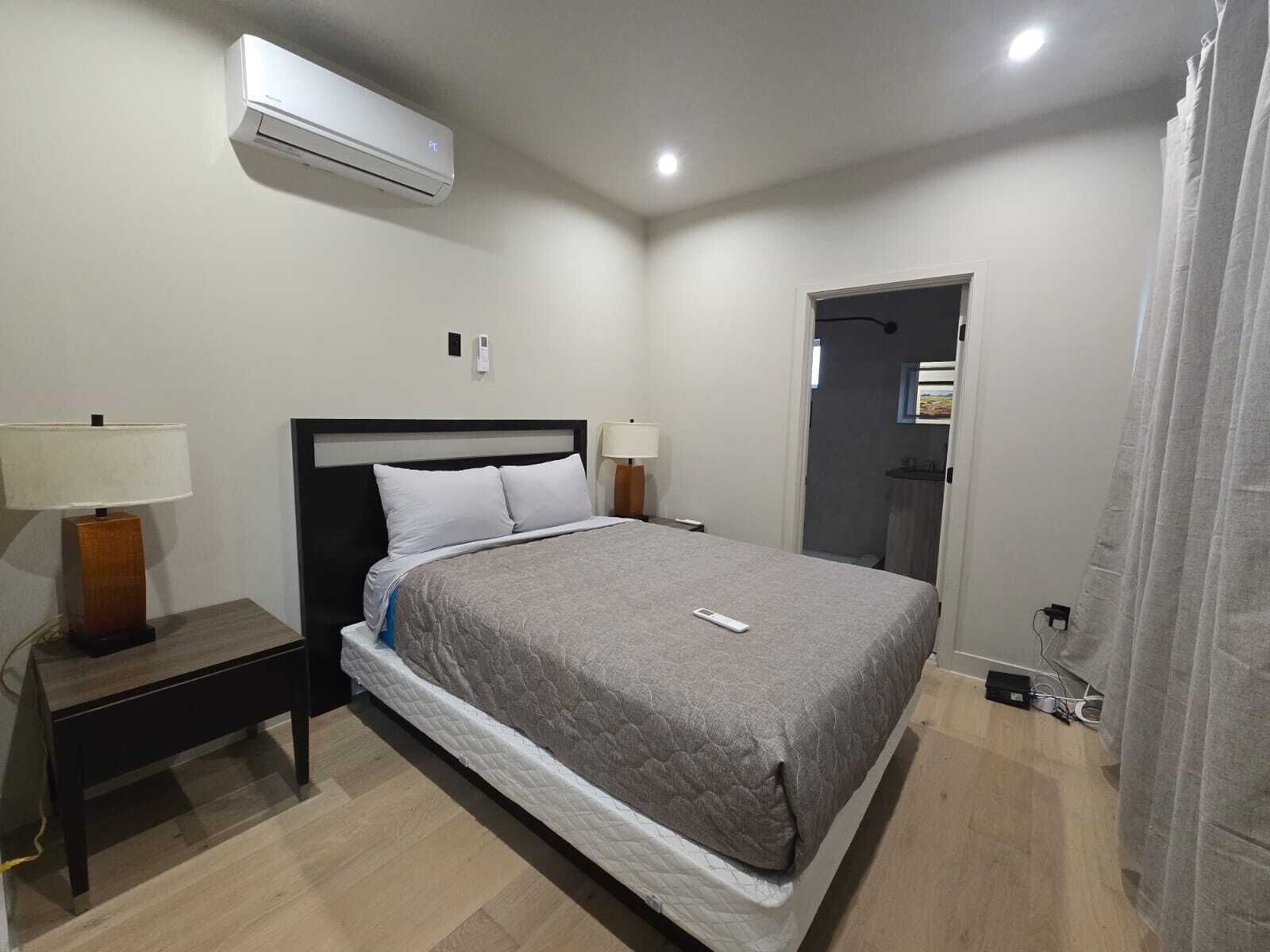 5 bedrooms, desk, iron/ironing board, free WiFi