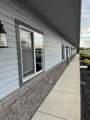 تفاصيل الفندق من الخارج