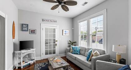 Surf Shack on 24th- Walking Distance to Beach!