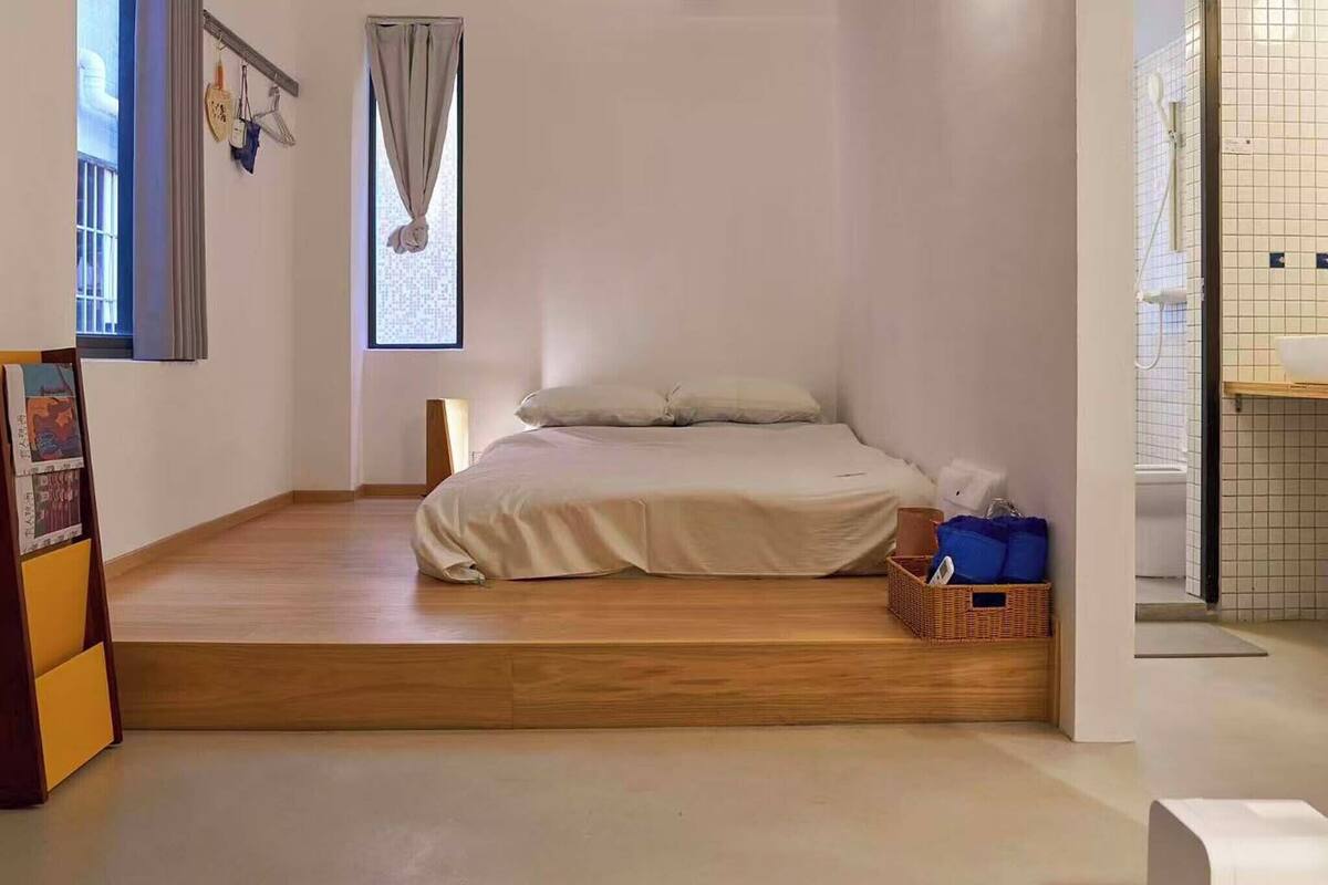 Deluxe Double Room | Premium bedding, down comforters, individually decorated