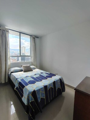 2 bedrooms, iron/ironing board, WiFi, bed sheets - Spectacular Apartment in downtown Cali (Cali)