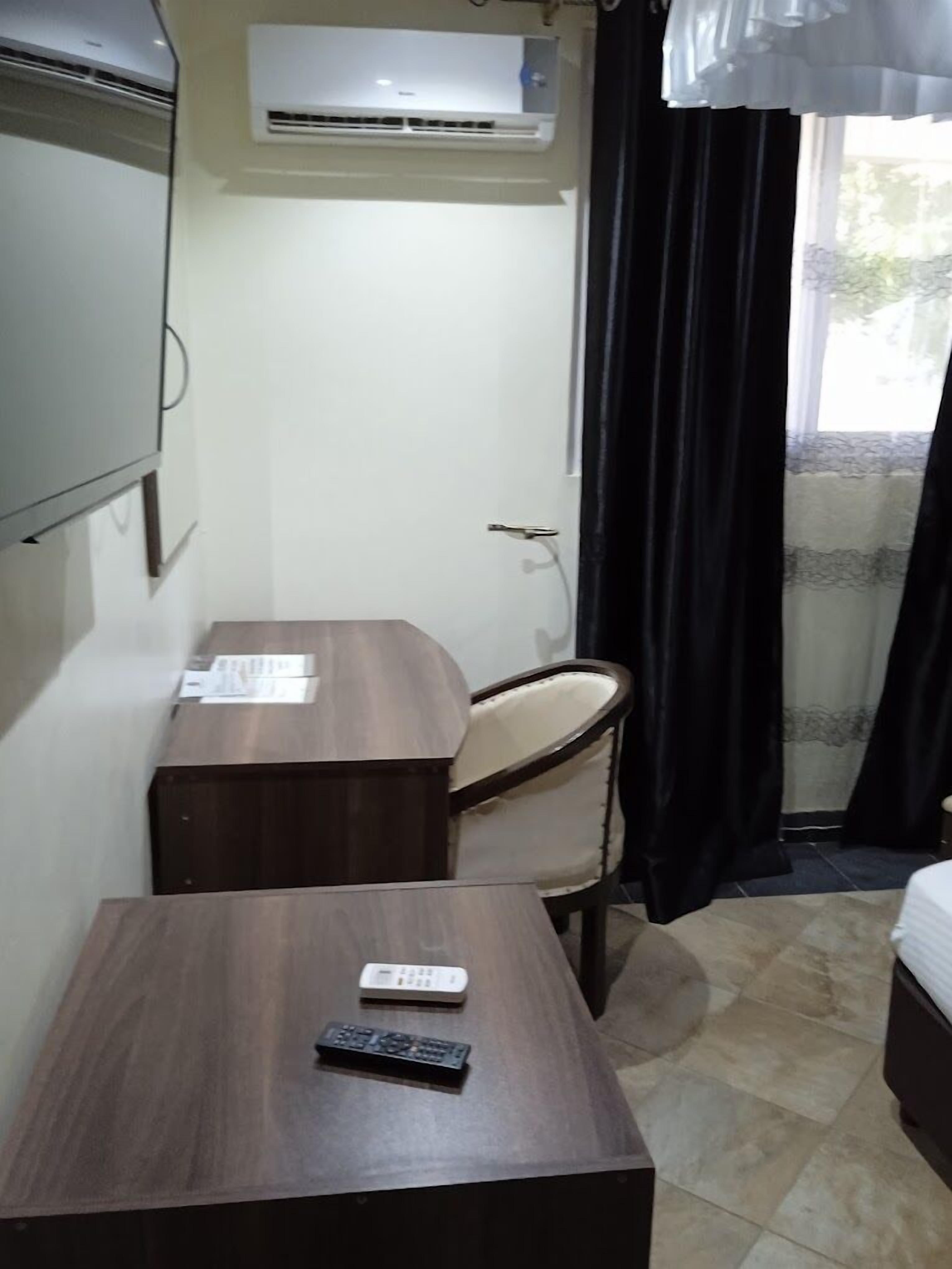 Chambre Simple Deluxe | Wi-Fi gratuit, draps fournis