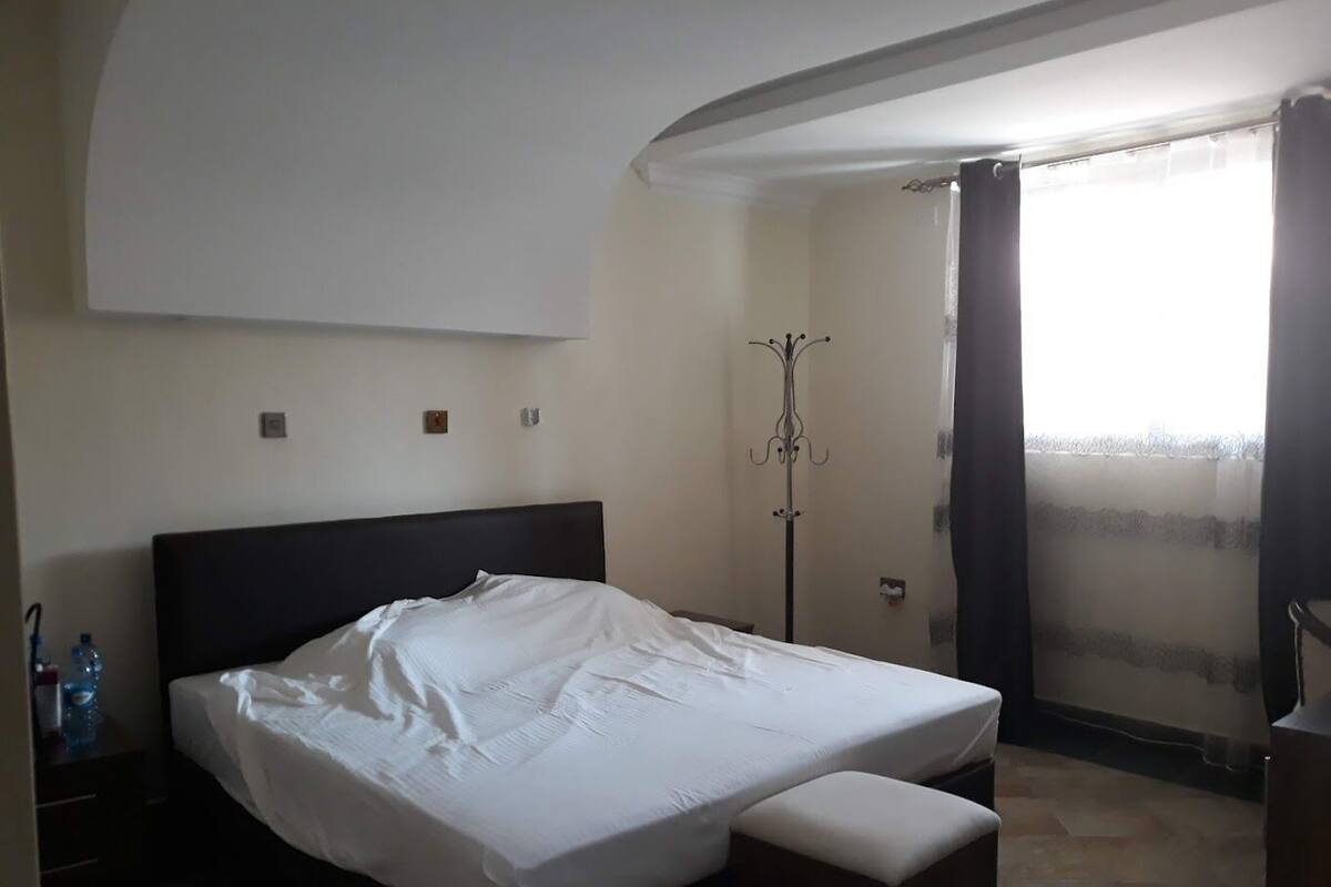 Habitación doble estándar | Wifi gratis y ropa de cama